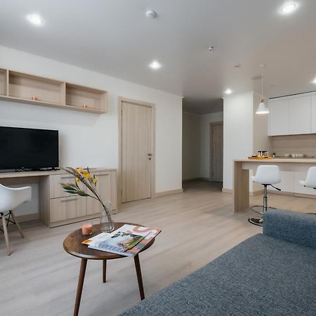 Ye'S Астана Aparthotel Bagian luar foto