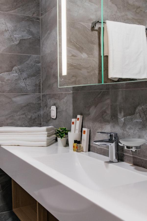 Ye'S Астана Aparthotel Bagian luar foto