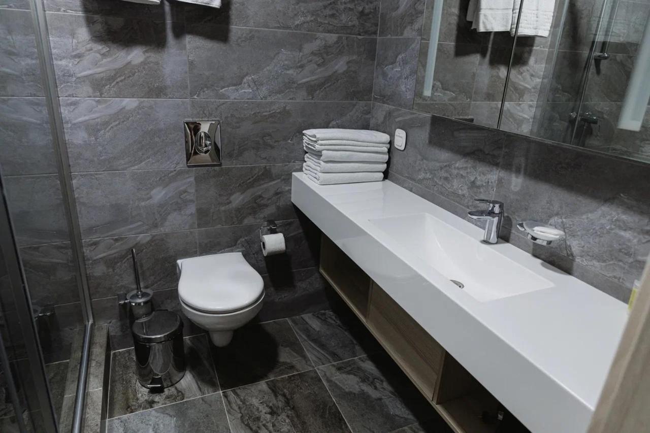 Ye'S Астана Aparthotel Bagian luar foto