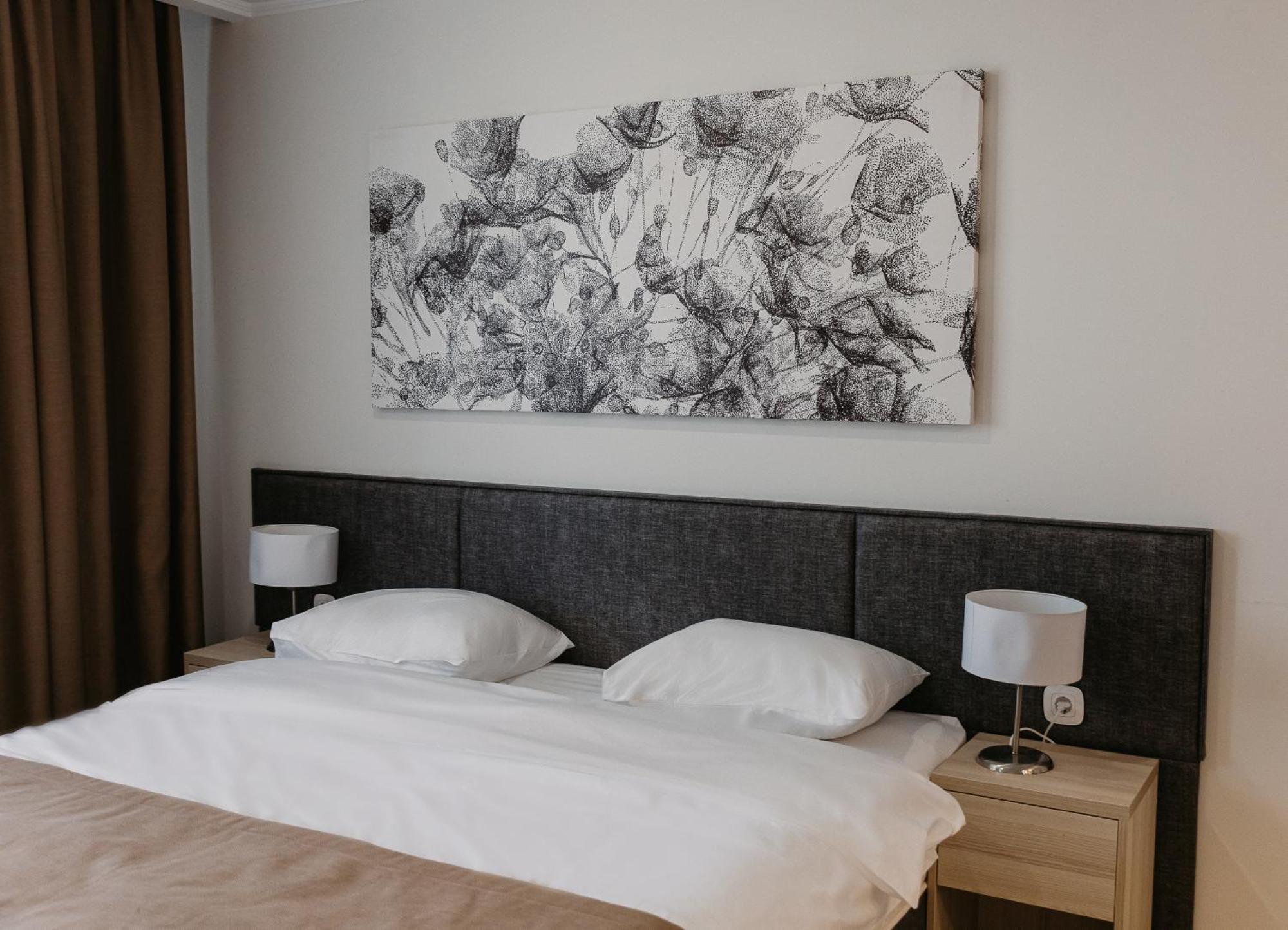 Ye'S Астана Aparthotel Bagian luar foto